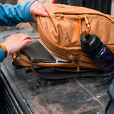 Mochila Yeti Crossroads Backpack 27L Cape Dark Taupe